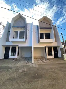 Dijual Rumah 2 Lantai Cash Dekat Stasiun Pondok Rajeg