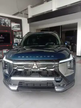 Mitsubishi Destinator