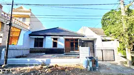 Dijual Rumah Panjang Jiwo Permai