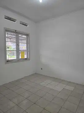 Dijual Rumah Minimalis Modern Di Area Exlusive Kota Baru Parahayangan