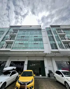 DI JUAL CEPAT RUKO 4 LANTAI HADAP JALAN RUKO DALTON di Gading Serpong