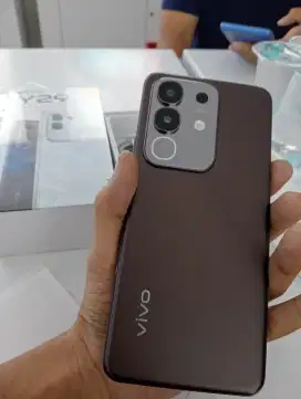 VIVO Y29 8+8/256 GARANSI RESMI 1 TAHUN BISA KREDIT DP 0%