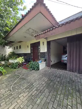 Rumah Lama Hitung Tanah Di Komp Diskum Cipinang Muara Jakarta Timur