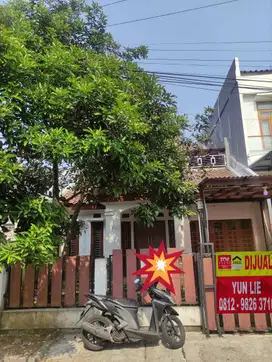 DIJUAL RUMAH 2 LANTAI DI TAMAN YASMIN