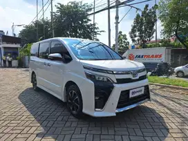 DP 5% Toyota Voxy 2.0 Bensin-AT 2018 ARF