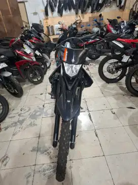 Yamaha WR 155cc 2025 hitam