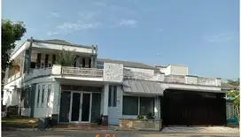 Dijual Cepat Murah Rumah Hoek Luas Semi Furnish Grand Cibubur Country