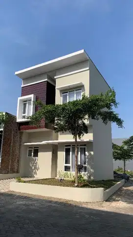 RUMAH SUKUN SIAP HUNI 2 LANTAI KOTA MALANG