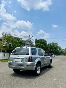 Ford Escape XLT 2.3 2007 A/T | Mulus!