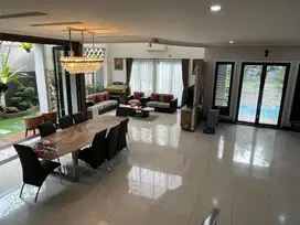 Dijual Rumah Private Pool di Cluster Blossom Ville The Green BSD