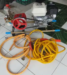 Alat cuci motor
