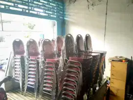 Kursi susun kualitas premium