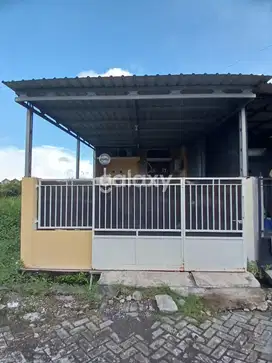 Rumah Minimalis Gunung Anyar