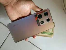 Infinix note 30 pro 8/256