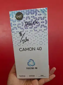 Camon 40 8/256gb
