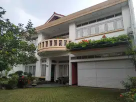 Dijual Rumah Bagus Nyaman Siap Huni Lokasi di Jl H Samsudin Bandung