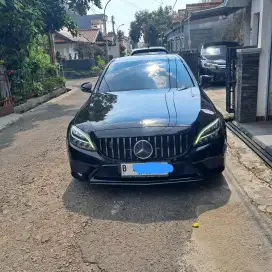 Low km 44rb mercedes benz c200 eqboost 2019 full ori