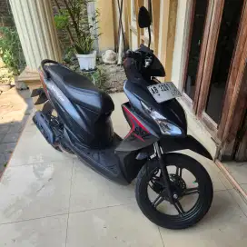 Dp200rb. Vario 110 abu abu 2018 Gbm bisa tunai atau kredit