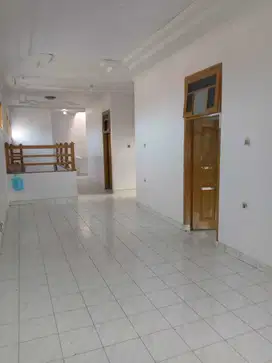 Disewakan Ruko 2,5 Lantai Mainroad Jl. Kolmas Cimahi Utara