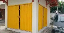 Rolling door folding gate