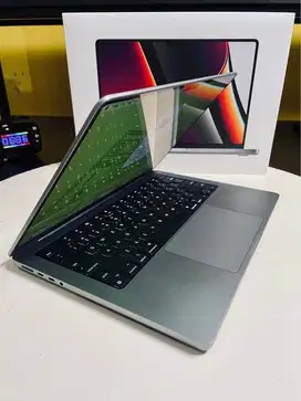 MacBook Pro 14 inch M1 Max original lengkap