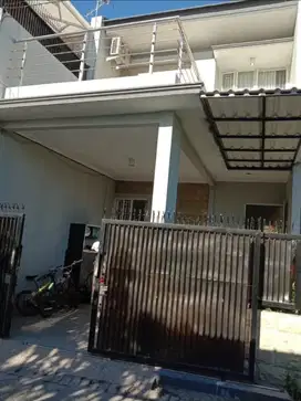 Rumah murah Gunung Anyar Tambak Surabaya Timur Dijual cpt B.U Poll 2LT
