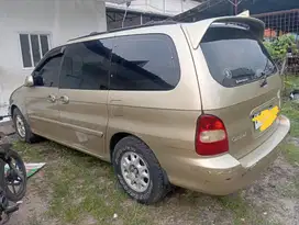 Kia Carnival 2000 Bensin