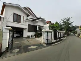 Rumah Terawat 100% Siap Huni Akses 2 Mobil