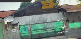 Dijual Rumah Tua Hitung Tanah dibawah NJOP di daerah Joglo