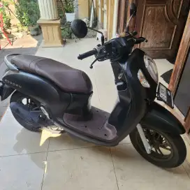 Scoopy keyless hitam doff 2023 low km Gbm bisa tunai atau kredit