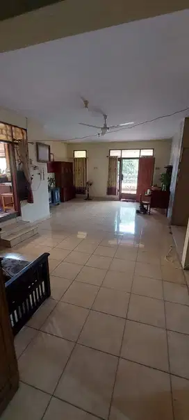 Rumah Hook 2 Lantai SHM LT 210 Regency II Tangerang Banten