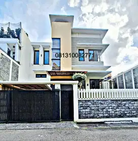 Rumah Modern bagus Siap Huni Di Rawamangun Jakarta Timur