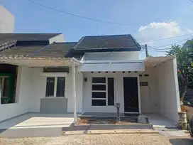 RUMAH CANTIK SIAP HUNI DALAM CLUSTER DI SAWANGAN, BARU RENOVASI, SHM
