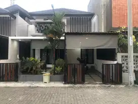 Rumah mewah harga murah lt139/130 harga 1,3m  di nata Endah Bandung