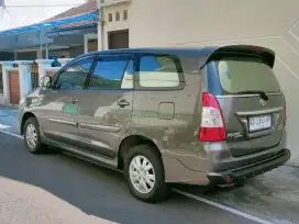 Toyota Grand Innova 2011 2.0G Luxury