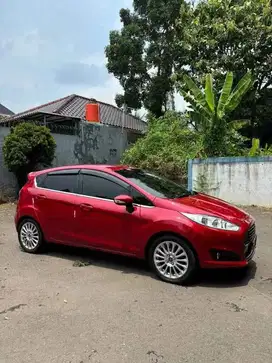 2016 Ford fiesta