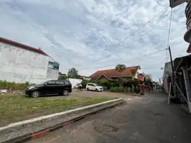 tanah strategis dekat lapangan rampal