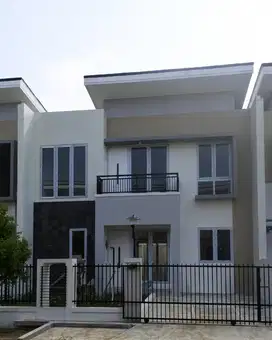 Rumah 2 lantai Di Nusa Indah residence , 300m tol borr