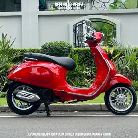 Dijual Cepat Piaggio Vespa SPRINT 150 3V Tahun 2015 Warna MERAH