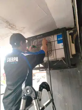 SPESIALIST CUCI AC CUMA 25 RIBU BY SHERPA AC