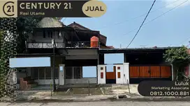 DIJUAL RUMAH KOS-KOSAN 2 LANTAI DI JALAN RAYA PEKAYON BEKASI