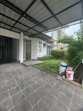 Rumah siap huni di taman bromo karawaci