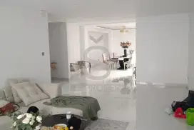 DIJUAL RUMAH DILENGKAPI KOLAM RENANG DI SETIABUDI REGENCY BANDUNG