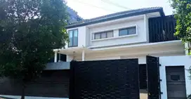 DIJUAL VIA LELANG RUMAH MEWAH STRATEGIS DI PONDOK INDAH JAKSEL