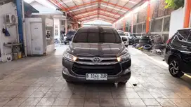 Toyota Kijang Innova Reborn 2.0 G Bensin AT Abu-Abu