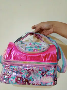 TAS TEMPAT MAKAN ANAK
