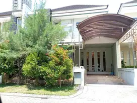 Dijual/Disewakan Rumah Royal Residence, Buckingham