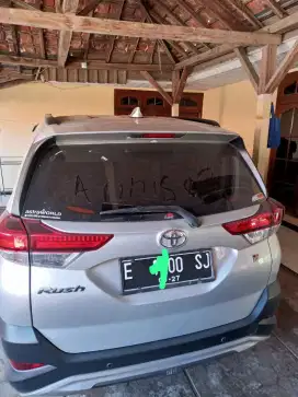 Rush GR Sport tipe tertinggi manual tahun 2022
KM 27612.
