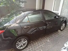 Dijual Mobil Toyota Altis manual 2016