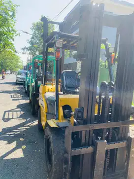 FORKLIFT CATERPILLAR 3 TON MAST TRILIFT UNIT NORMAL SIAP KERJA